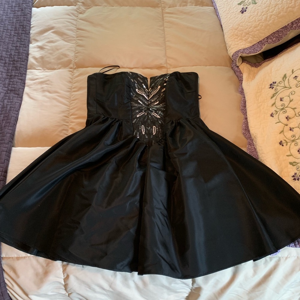 Nicole Miller cocktail dress